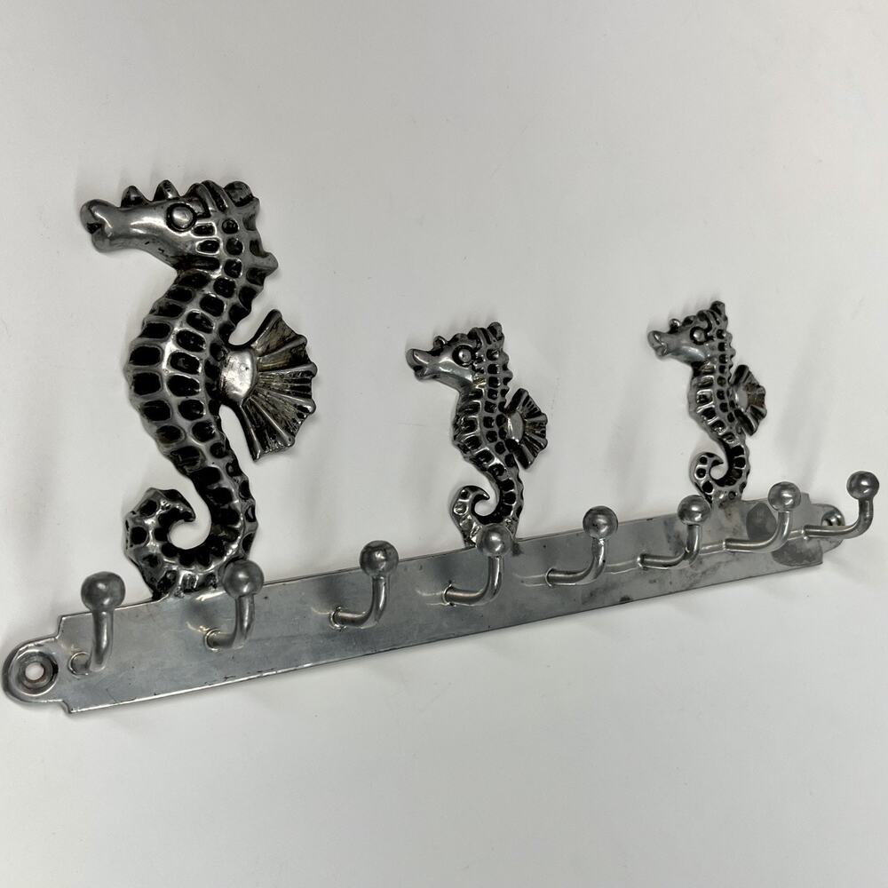 Anthropologie Decorative Wall Hook Rack Seahorse Pewter 8 Hooks India 10”